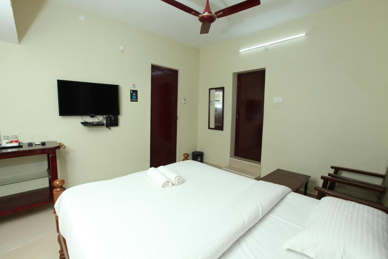 Le Windfall Luxury Pondicherry Exterior photo